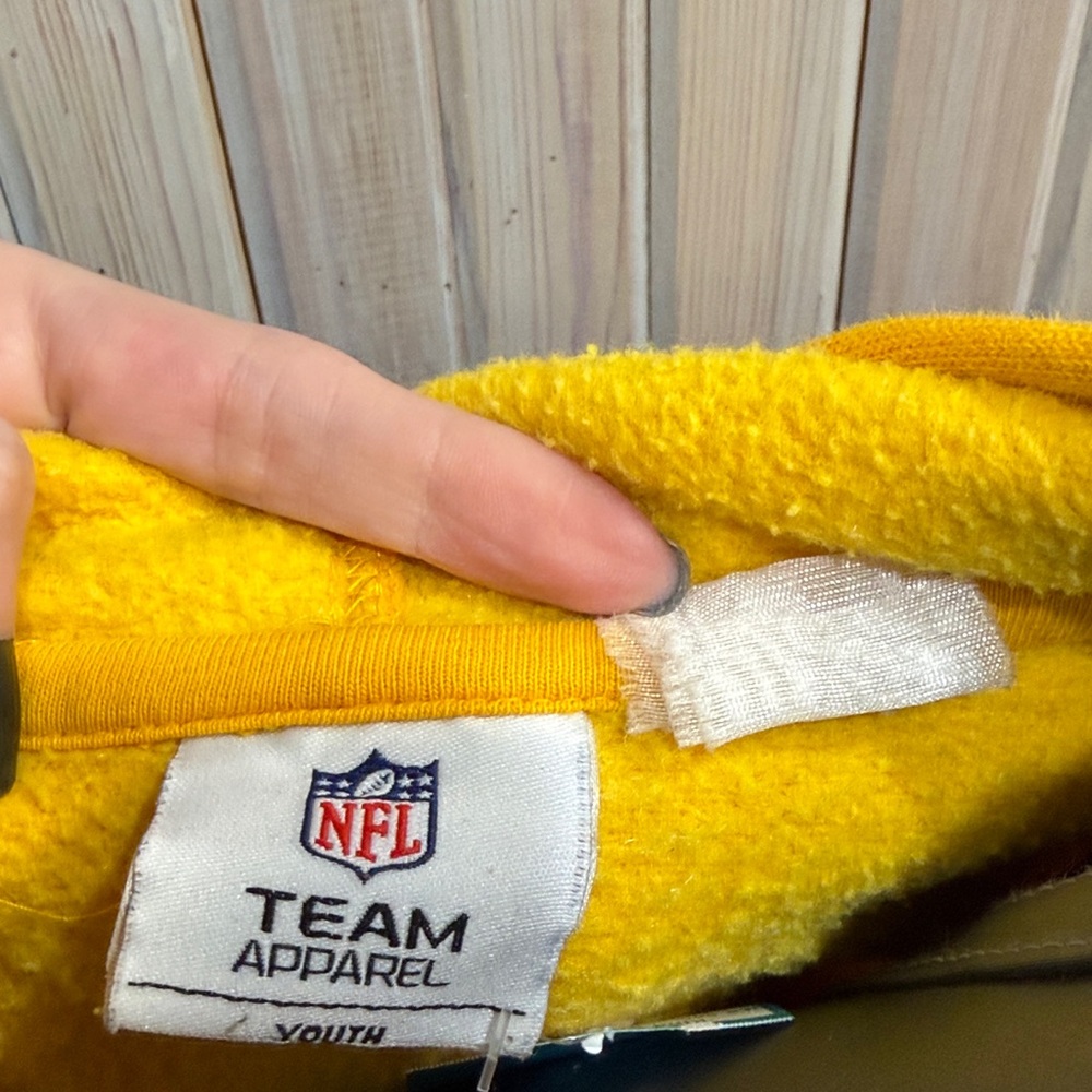 Vikings Yellow Hoodie Sweatshirt - Picture 6 of 6